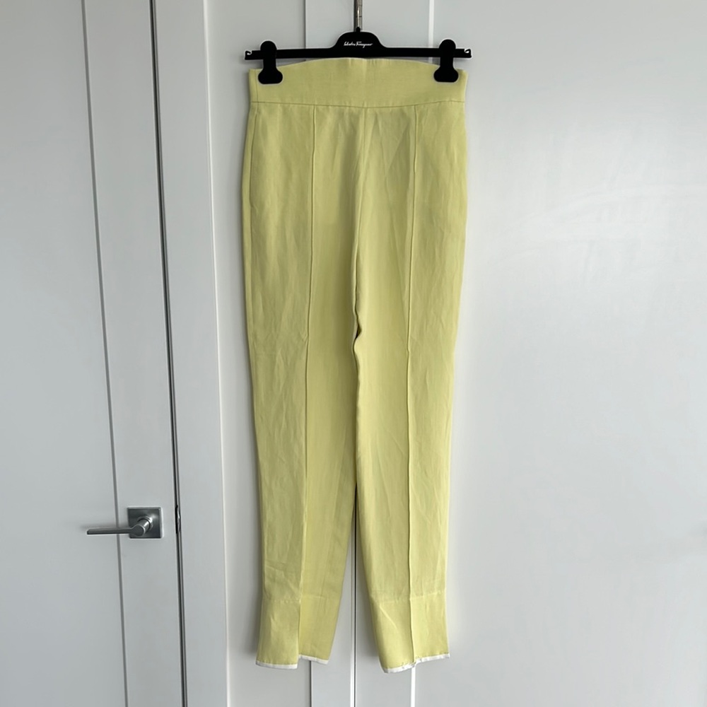 New Salvatore Ferragamo Yellow High-Waisted Linen Pants with defects, 42